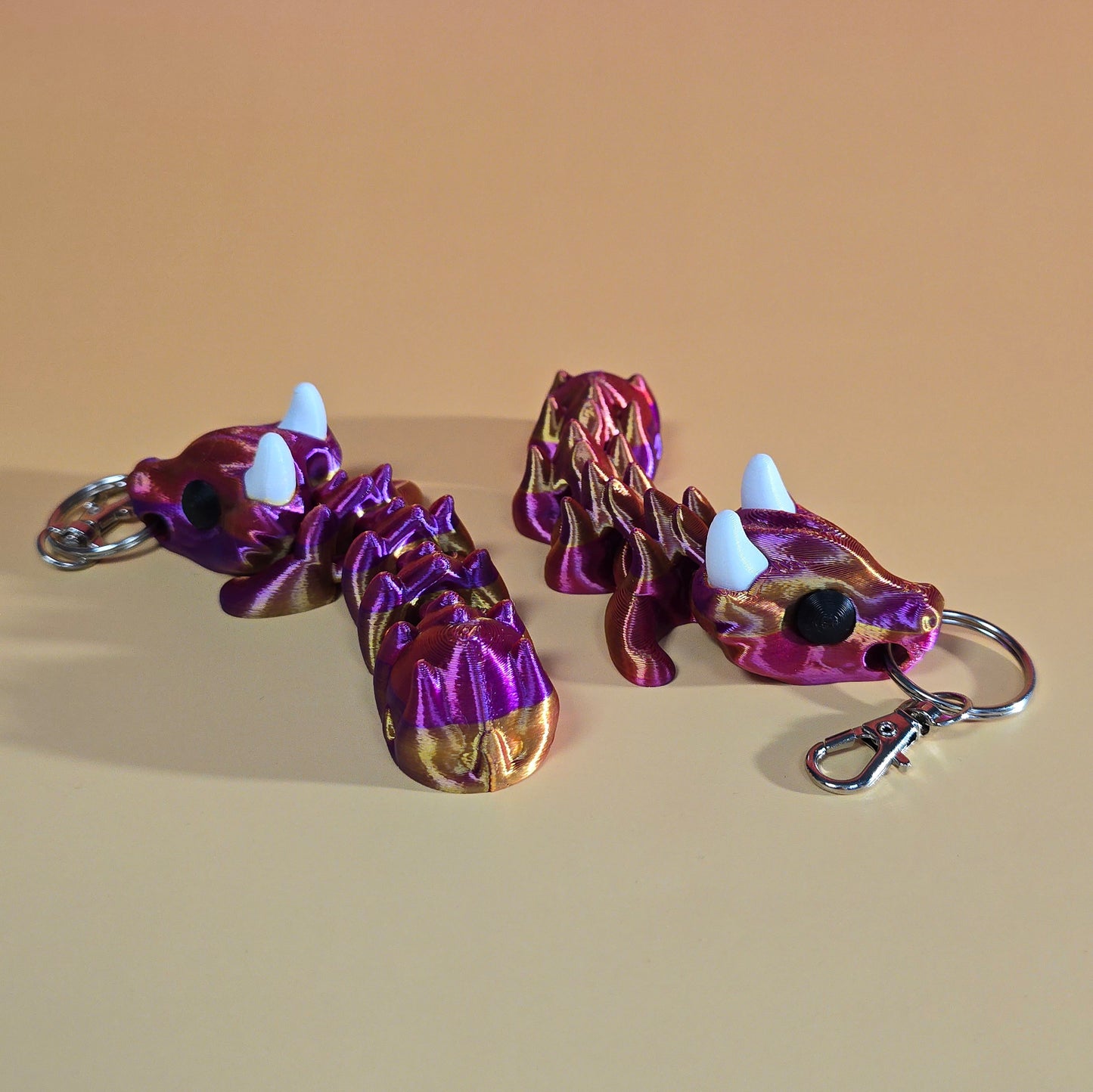 Pūķa atslēgu piekariņš